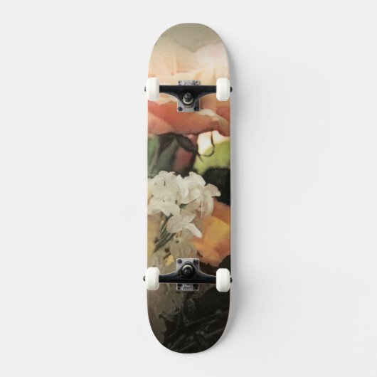kunstflorale  trillende achtergrond met rood persoonlijk skateboard (Voorkant)