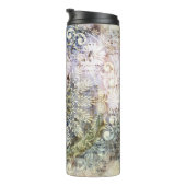 kunstgrunge  getextureerde achtergrond met tradit thermosbeker (Geroteerd rechts)