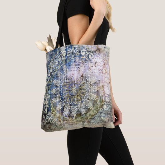 kunstgrunge  getextureerde achtergrond met tradit tote bag (Dichtbij)