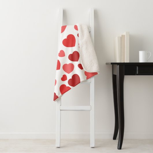 Kunstpatroon, rode harten, hartspatroon sherpa deken (In situ)