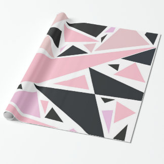 Kunstroze zwarte abstracte driehoeken patroon cadeaupapier