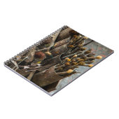 Kunstschildpadden in oude rottenblikken notitieboek (Linkerzijde)