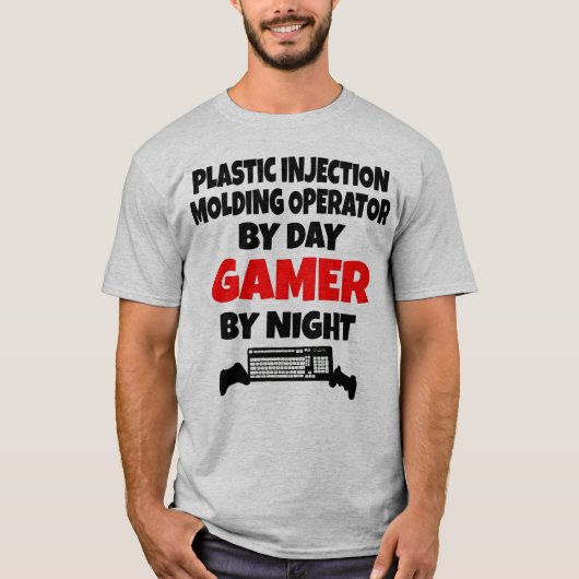 Kunststof spuitgietoperator Gamer T-shirt (Voorkant)