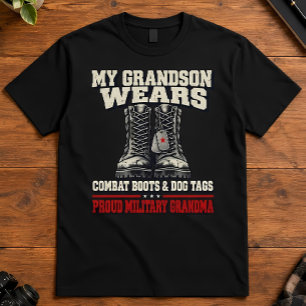 Kunstwerk 'Militair Oma Kleinzoon Draagt Gevechtsl T-shirt