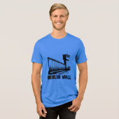 Kunstzinnig T-shirt met Berlijnse Muur – Symbool v (Voorkant volledig)