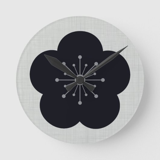 KURO UME - Bold-White Ronde Klok (Voorkant)