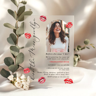 Kus de juffrouw vaarwel Foto Boog Bachelorette Acryl Uitnodigingen