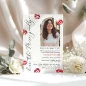 Kus de laatste kus voor Miss Hen Kaart