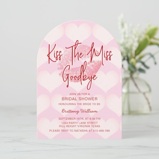 Kus de Miss Valentijnse bruidsdoucheuitnodiging Kaart (Staand voorkant)