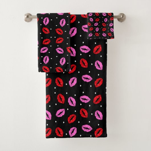 Kus Lips Roze Red Hearts Bathroom Towel Set - BLK Bad Handdoek (Insitu)