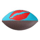 Kus me american football (Gedraaid 90)