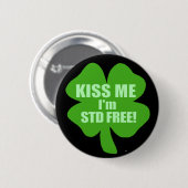 Kus me dat ik vrij ben. ronde button 5,7 cm (Voorkant /achterkant)