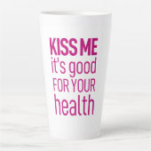 Kus me, het is goed voor je gezondheid latte mok (Voorkant)