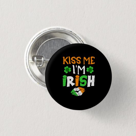 Kus me i_mirish ronde button 3,2 cm (Voorkant /achterkant)