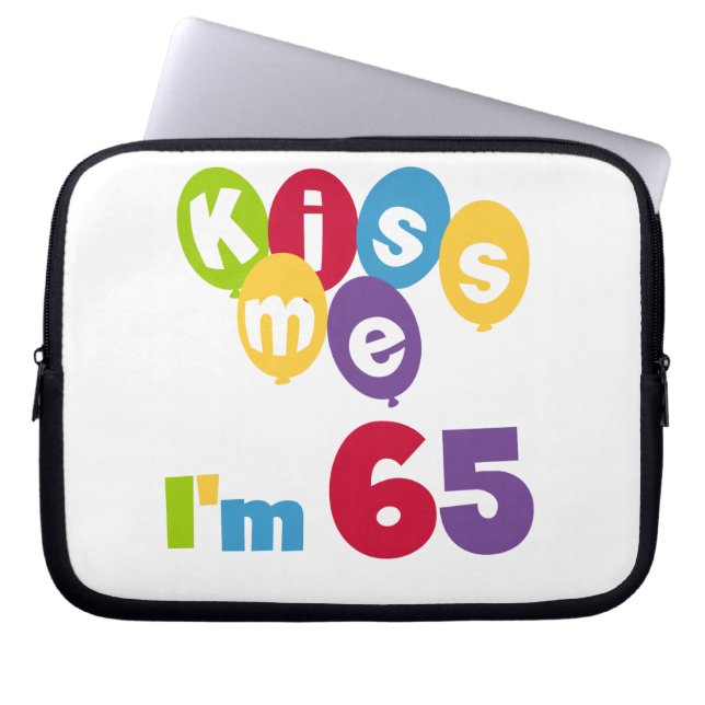 Kus me Ik ben 65 T-shirts en cadeautjes op de verj Laptop Sleeve (Voorkant)