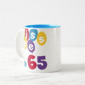 Kus me Ik ben 65 T-shirts en cadeautjes op de verj Tweekleurige Koffiemok (Voorkant links)