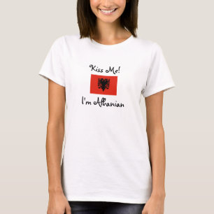Kus me! Ik ben Albanees T-shirt