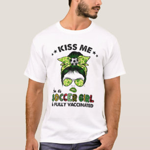 Kus Me Ik ben een voetbalmeisje Iers Shamrock St P T-shirt