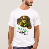 Kus me, ik ben Iers - Emerald Isle Revelry T-shirt (Voorkant)