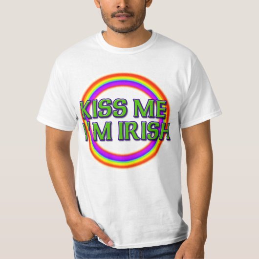 Kus me Ik ben Iers met Full Rainbow T-shirt (Voorkant)