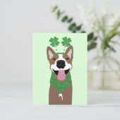 Kus me Ik ben Irish Brown Dog Green Briefkaart (Staand voorkant)