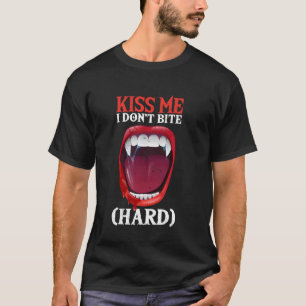 Kus Me Ik Bijt Niet Hard Vampier Halloween T-shirt