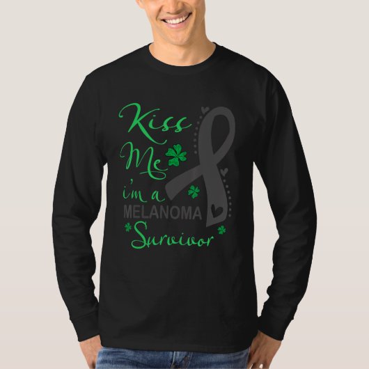 Kus me in melanoom overlevende St Patrick Day T-shirt (Voorkant)