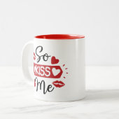 "Kus me maar" Mok (Voorkant links)