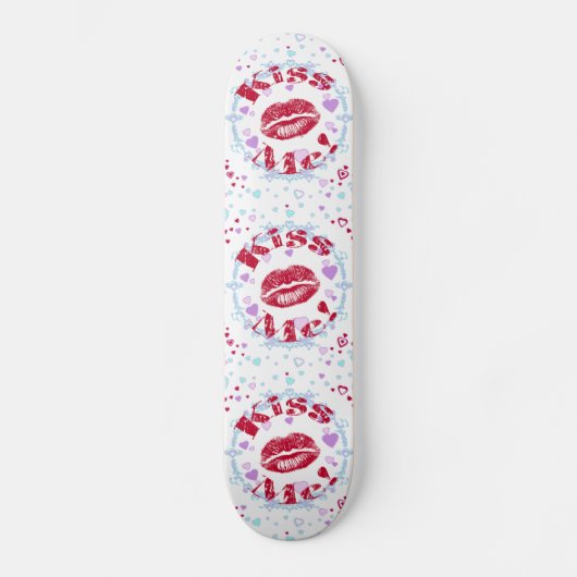 Kus me! Rode lippen met hart Persoonlijk Skateboard (Voorkant)