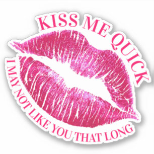 Kus me snel kussen lippen lippenstift liefde roman sticker