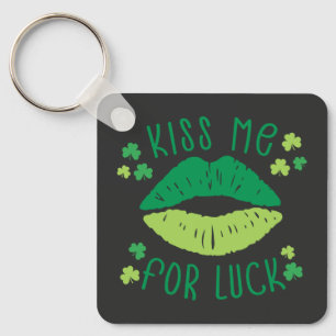 Kus me voor geluk St Patricks Day Sleutelhanger