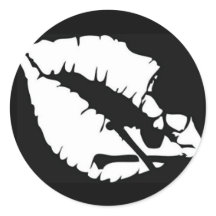 Kus of Death Round Sticker