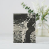 Kus op de stenen muur briefkaart (Staand voorkant)