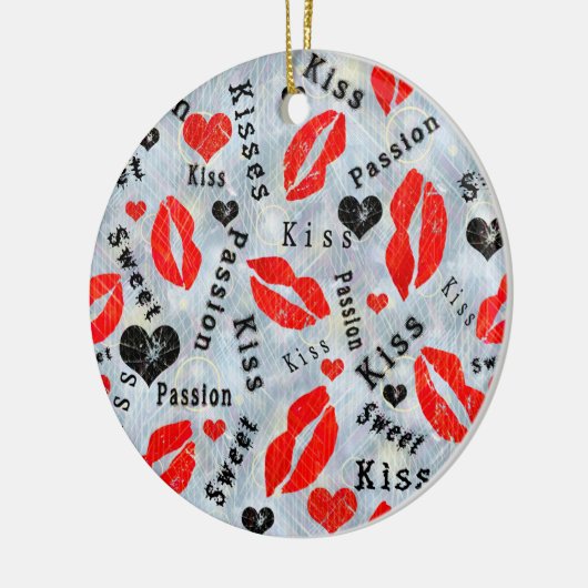 Kus, rode lippen. keramisch ornament (Links)