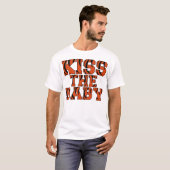 ( ) "Kus the Baby" T-shirt (Voorkant volledig)