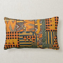 kussen met Afrikaans textielmotief