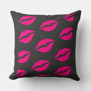 Kussen met hete roze lippenpatroon