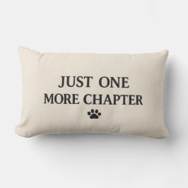 Kussen met 'Just One More Chapter'