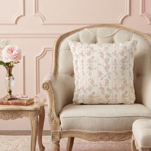 Kussen met roze bloemenpatroon