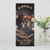 Kussen Skeletten Gotische  QR Code Halloween Kaart (Staand voorkant)