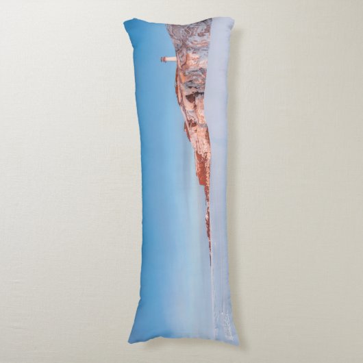 Kussen vuurtoren op de rand van de klif en het ijs (Voorkant Verticaal)