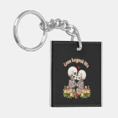Kussend skeletkoppel met bloemgotiek sleutelhanger (Voorkant Links)