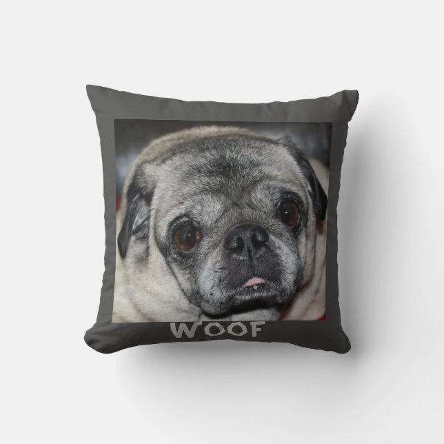 Kussens van Wof Pug (Voorkant)