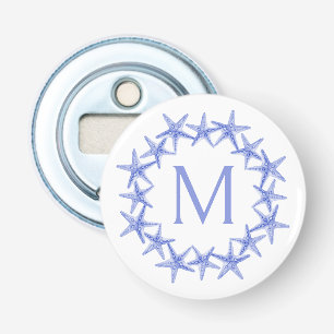 Kust Blauwe en Witte Zeester Krans Monogram Button Flesopener