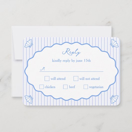 Kust Chic Blauw & Wit Gestreept Wavy bruiloft RSVP Kaartje (Voorkant)