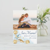Kust Chic | Blauwe Goud Koraalrif Foto Bruiloft Aankondiging (Staand voorkant)