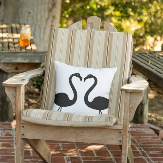 Kust Flamingos White Outdoor Pillow Buitenkussen (Stoel)