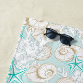 kust turquoise zandstrand Monogram Strandlaken (In situ)