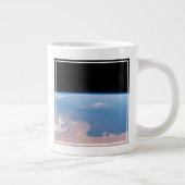 Kust van Tunesië en Libië en eiland Sicilië Grote Koffiekop (Rechts)