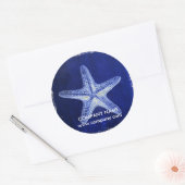 kust witgewassen hout nautische blauwe zeester ronde sticker (Envelop)